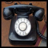 telefono negro antiguo